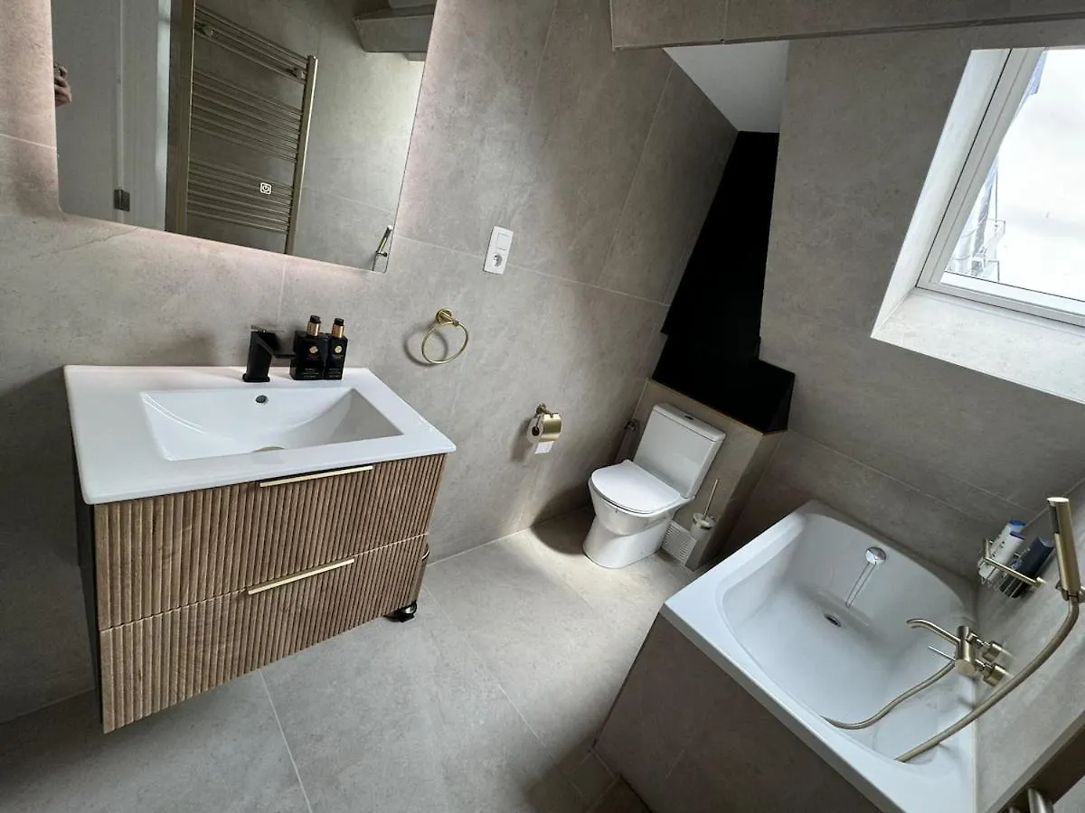 Luxury Suites Royal By Rikas Hotels