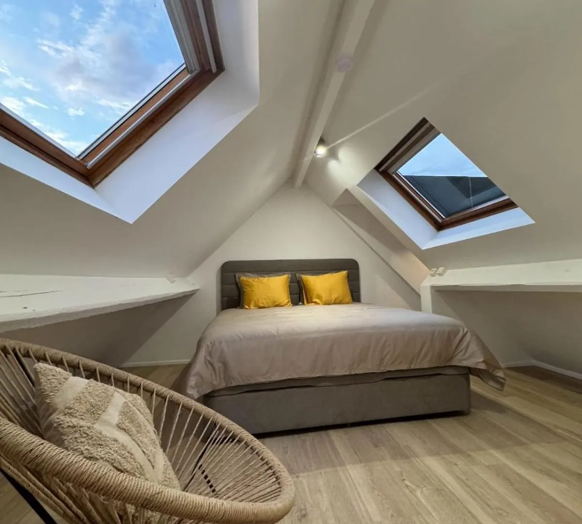 Luxury Suites Royal By Rikas Hotels